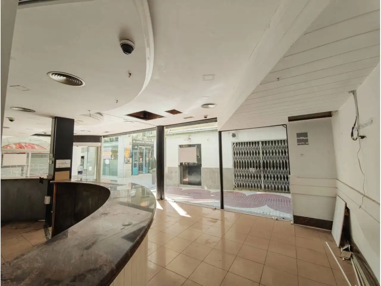 Business premises to rent in Calle Tapioles, imagen 3