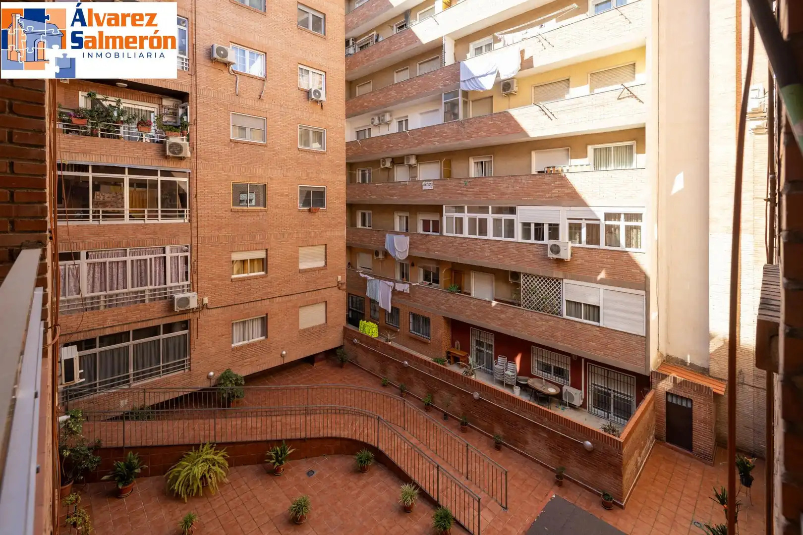 Außenansicht von Wohnungen zum Verkauf in Granada