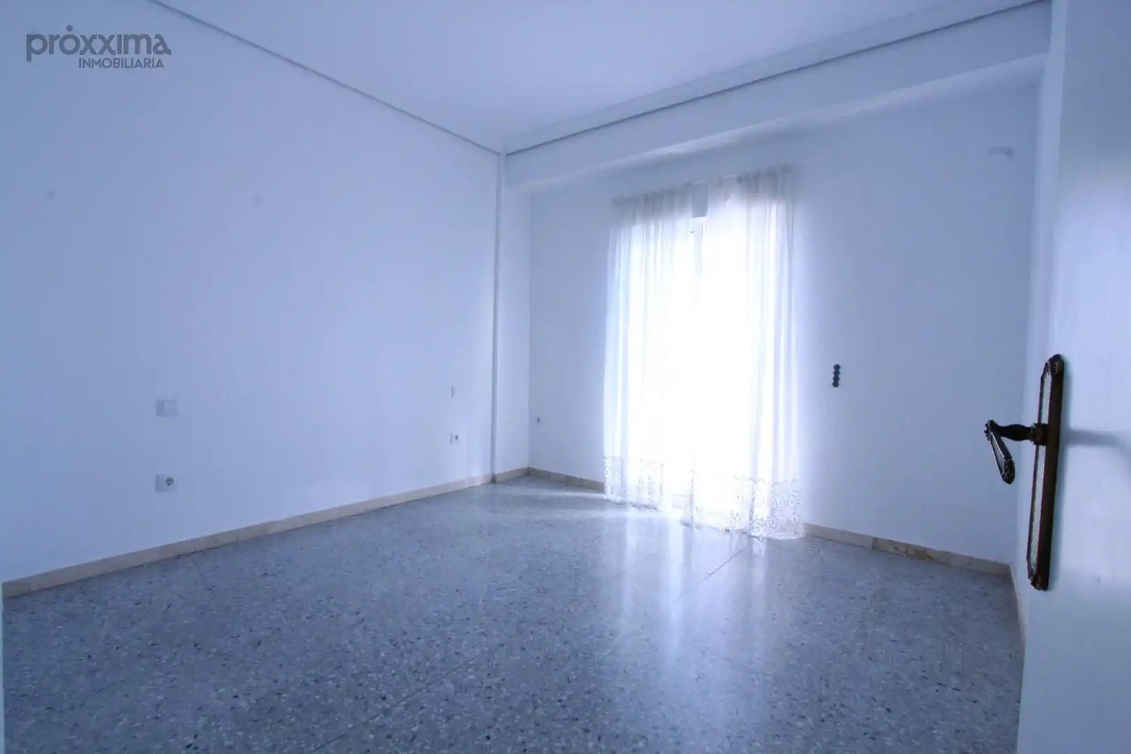 Habitación de Piso de alquiler en Sevilla con Aire acondicionado, Terraza y Balcón