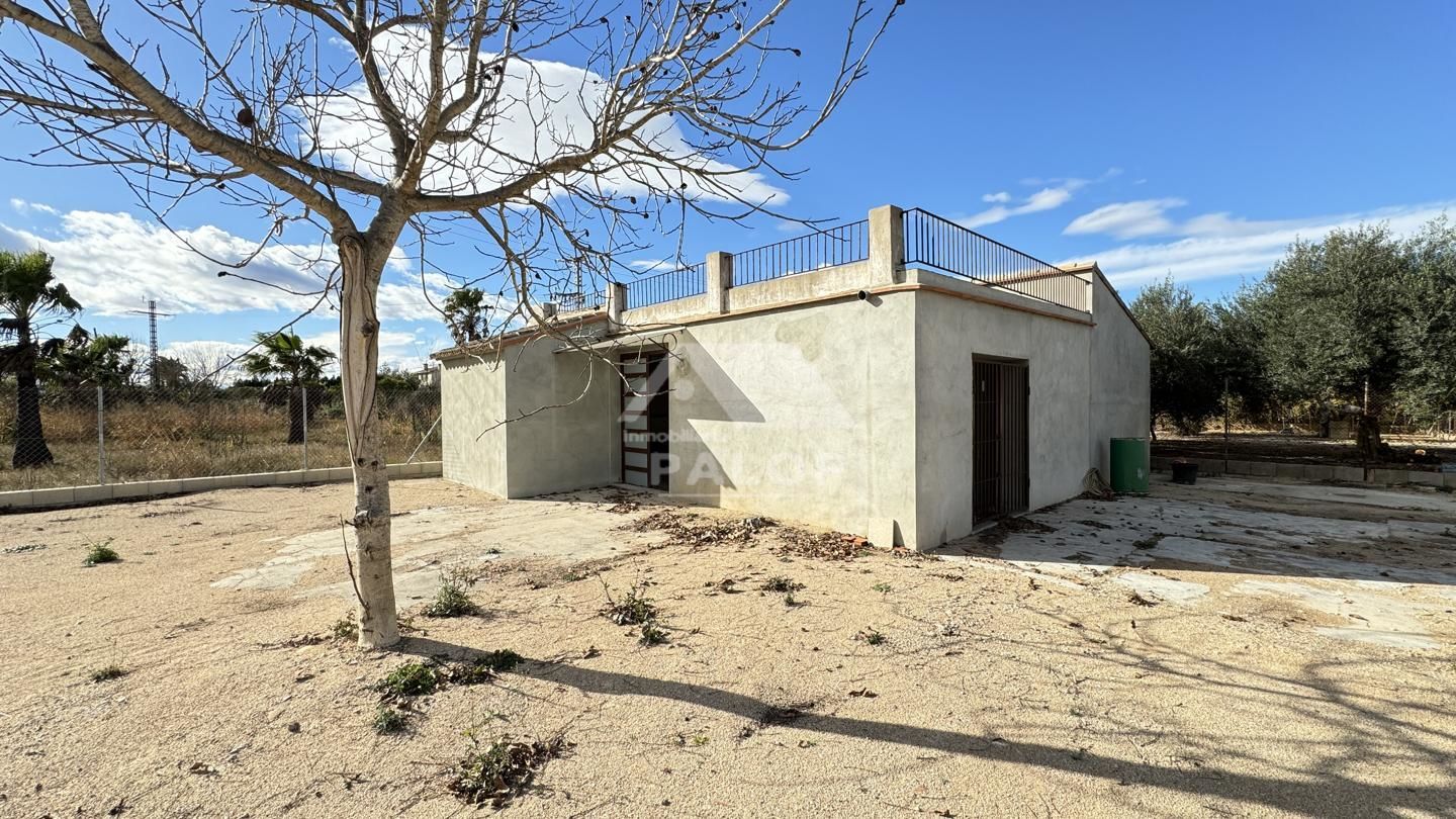 Country house for sale in Carcaixent