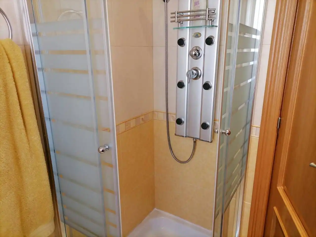 Bathroom of Detached homes for sale in Ciudad Rodrigo  with Parquet flooring, Terrace and Furnished