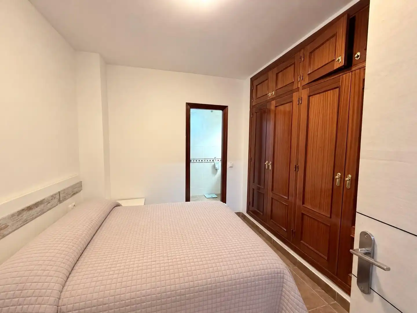 Dormitori de Apartament en venda en El Parador de las Hortichuelas