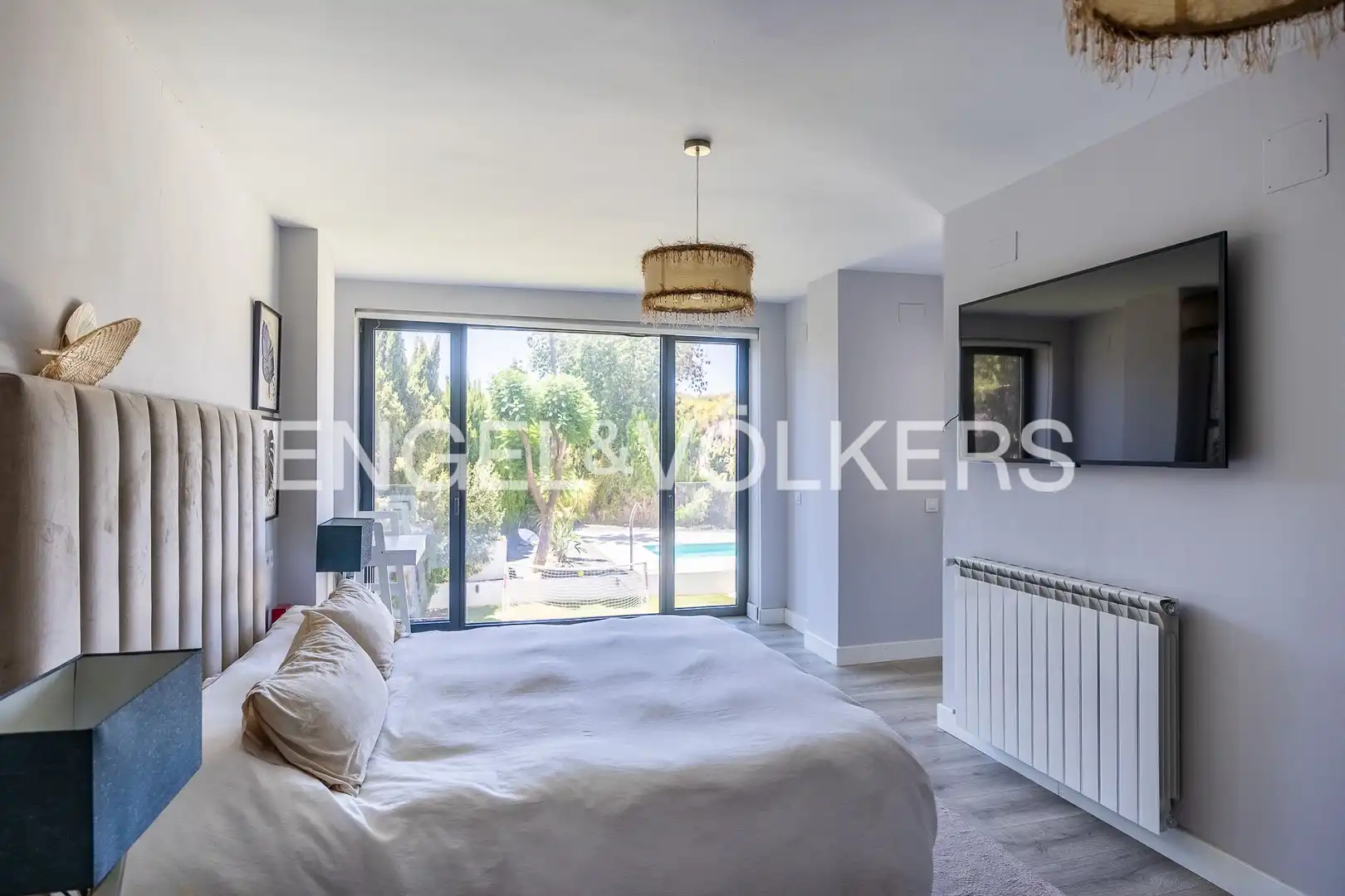 Habitación de Casa o chalet en venta en Dos Hermanas con Aire acondicionado, Calefacción y Jardín privado