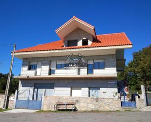 Vista exterior de Casa o xalet en venda en Punxín amb Terrassa i Balcó