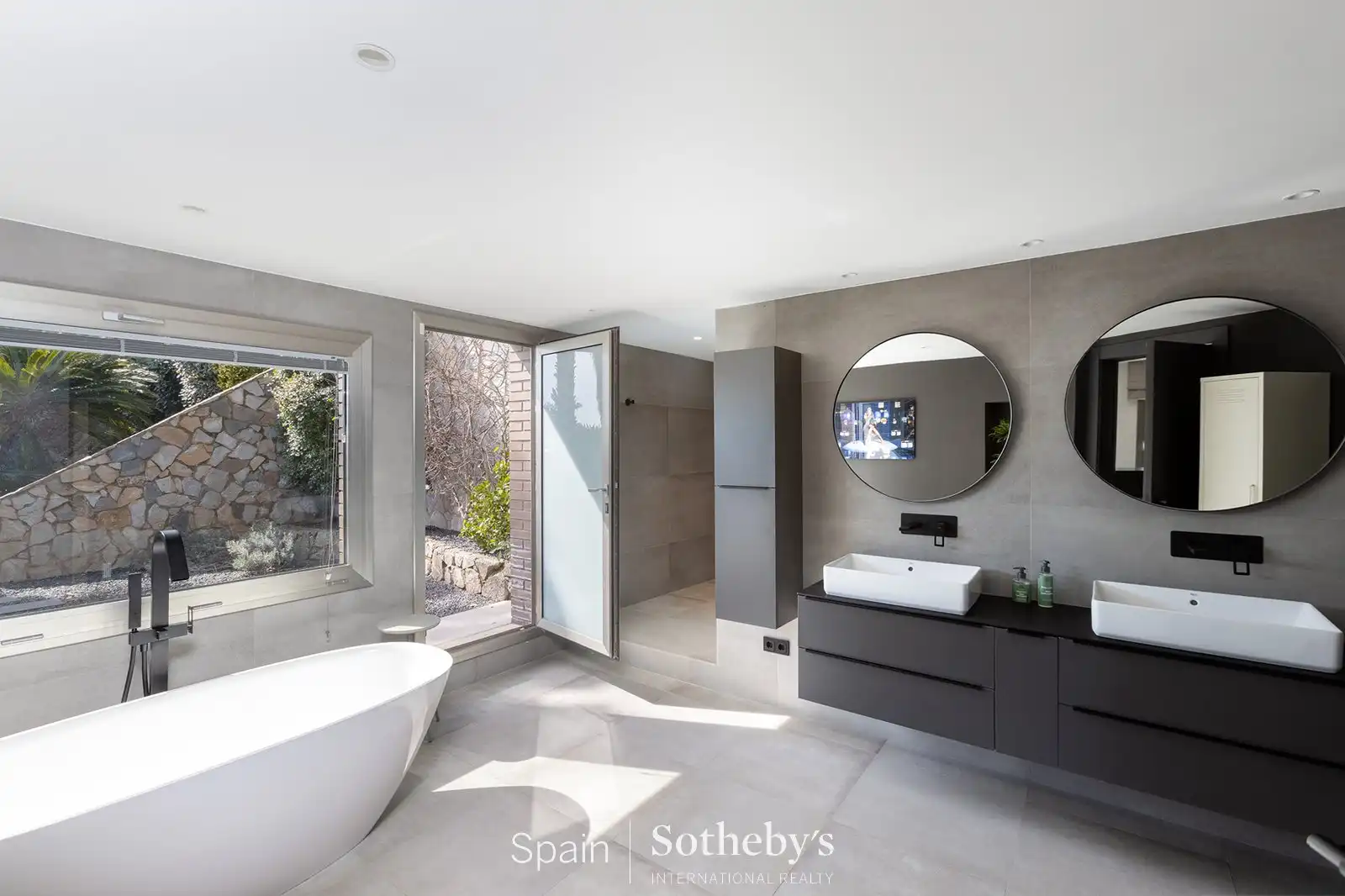 Baño de Casa o chalet en venta en Tiana con Calefacción, Jardín privado y Terraza