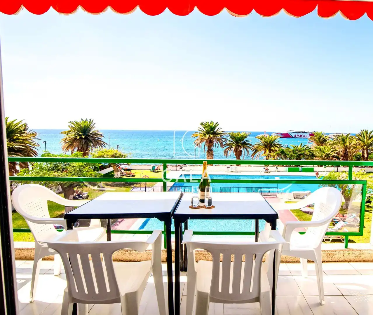 Apartment with terrace for sale in Juan Carlos I