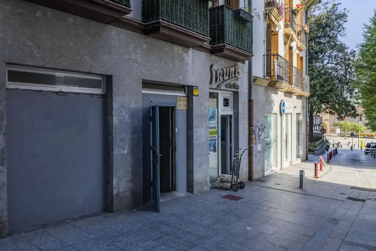 Local comercial en venda a Kale Nagusia, imagen 2
