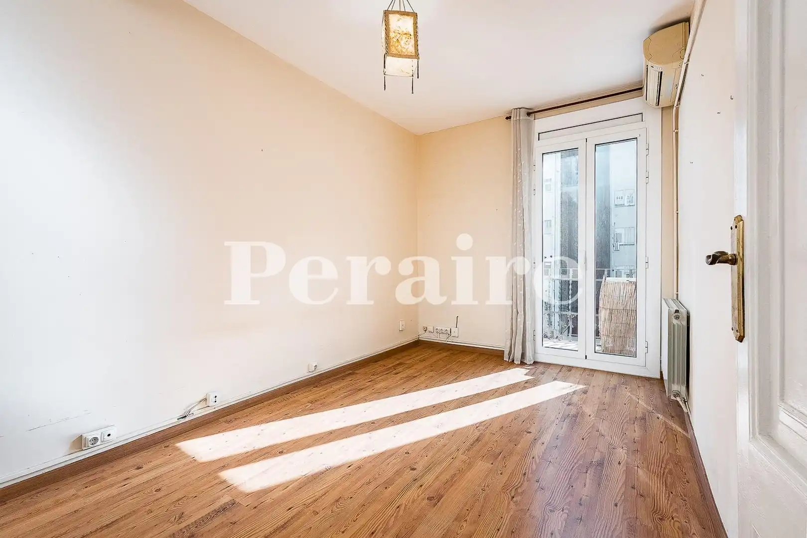 Habitación de Piso en venta en Barcelona con Aire acondicionado, Calefacción y Parquet
