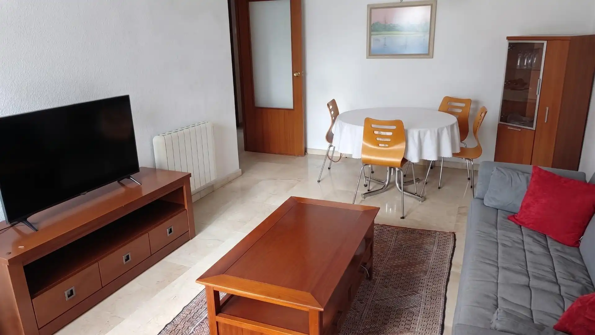 Piso de alquiler en Calle CARMENES DE GADEO, Haza Grande
