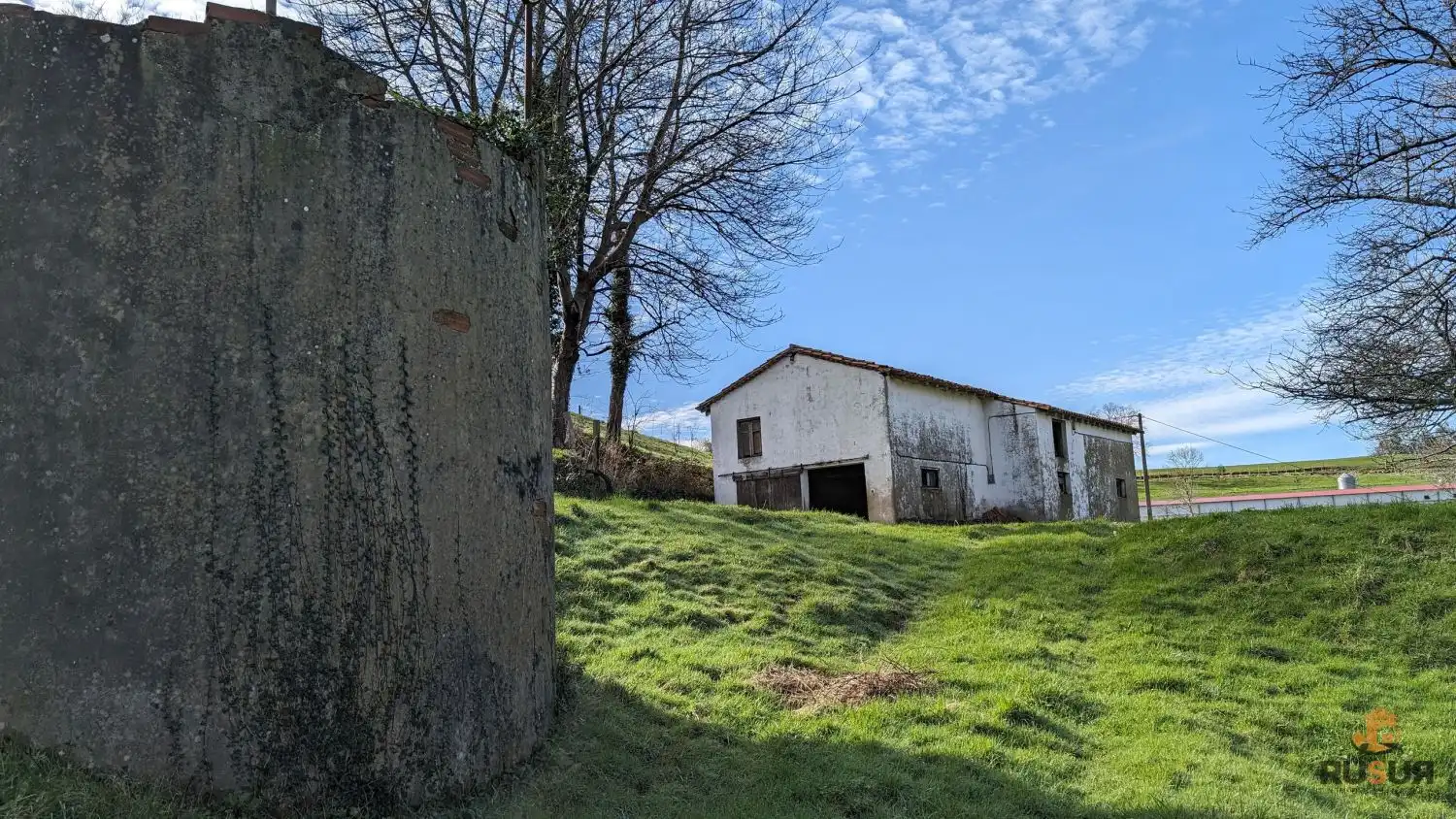 Vista exterior de Finca rústica en venta en San Felices de Buelna