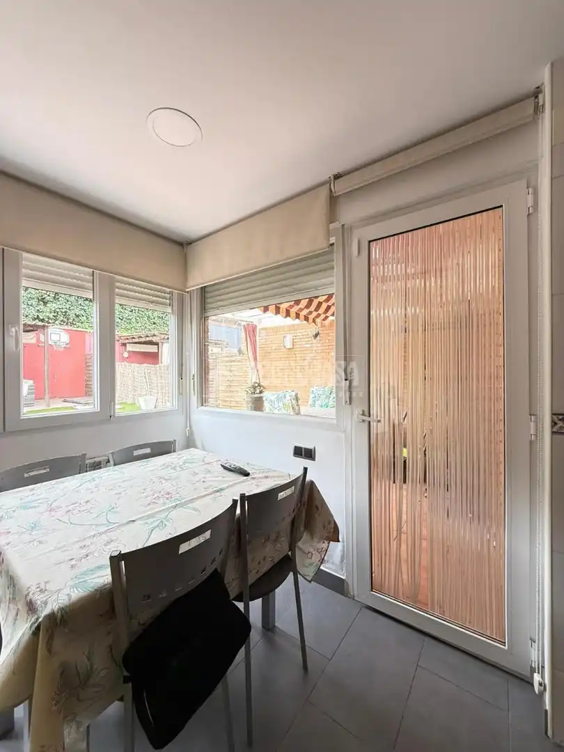 Jardín de Casa adosada en venta en Móstoles con Calefacción y Jardín privado