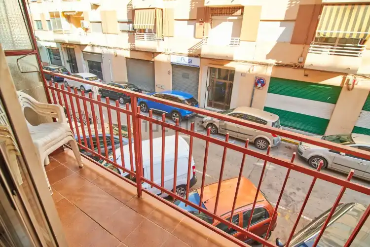 Vista exterior de Casa o xalet de lloguer en El Puig de Santa Maria amb Aire condicionat, Terrassa i Traster