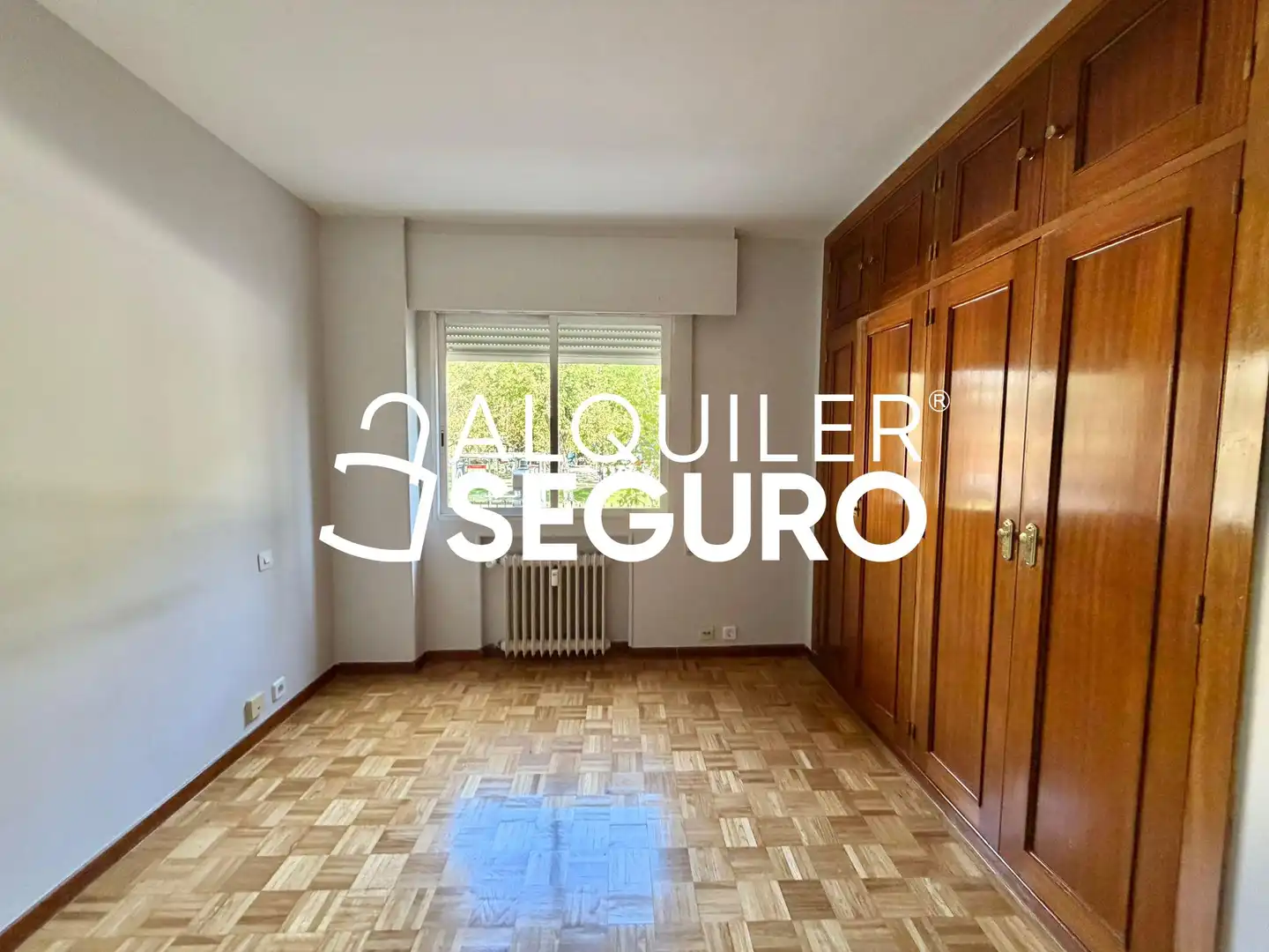 Bedroom of Flat for rent in Majadahonda  with Air Conditioner, Heating and Storage room