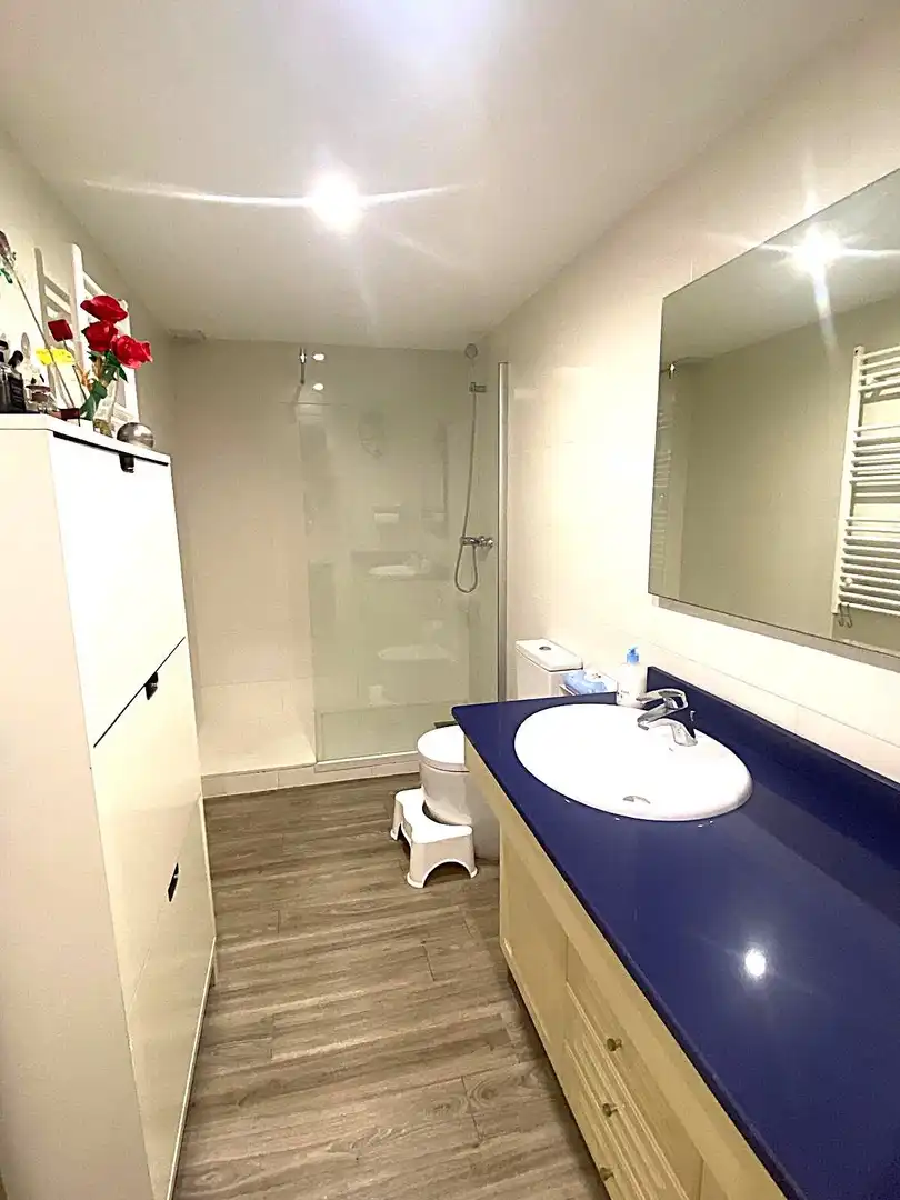 Badezimmer von Haus oder Chalet zum Verkauf in Sant Vicenç de Montalt mit Klimaanlage, Heizung und Privatgarten