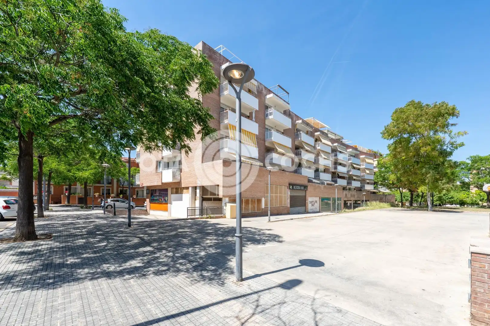 Außenansicht von Wohnung zum Verkauf in Reus mit Klimaanlage, Heizung und Terrasse