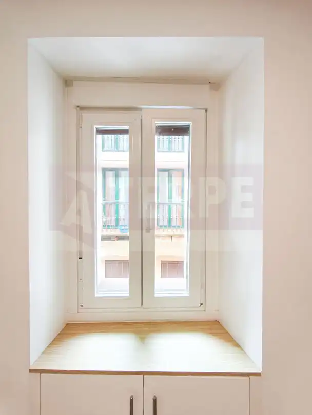 Piso en venta en Errenteria con Amueblado y Balcón