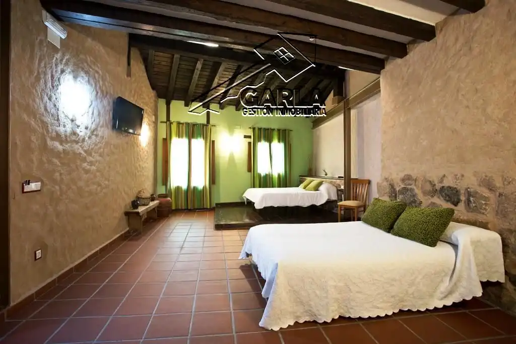 Schlafzimmer von Geschaftsraum zum Verkauf in Sequeros