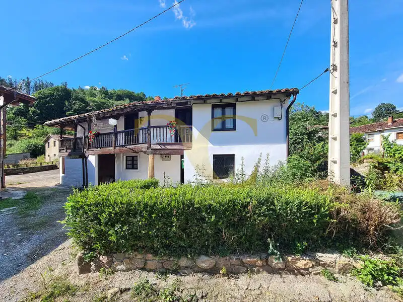Casa con jardín en venta en Carretera de Intriago