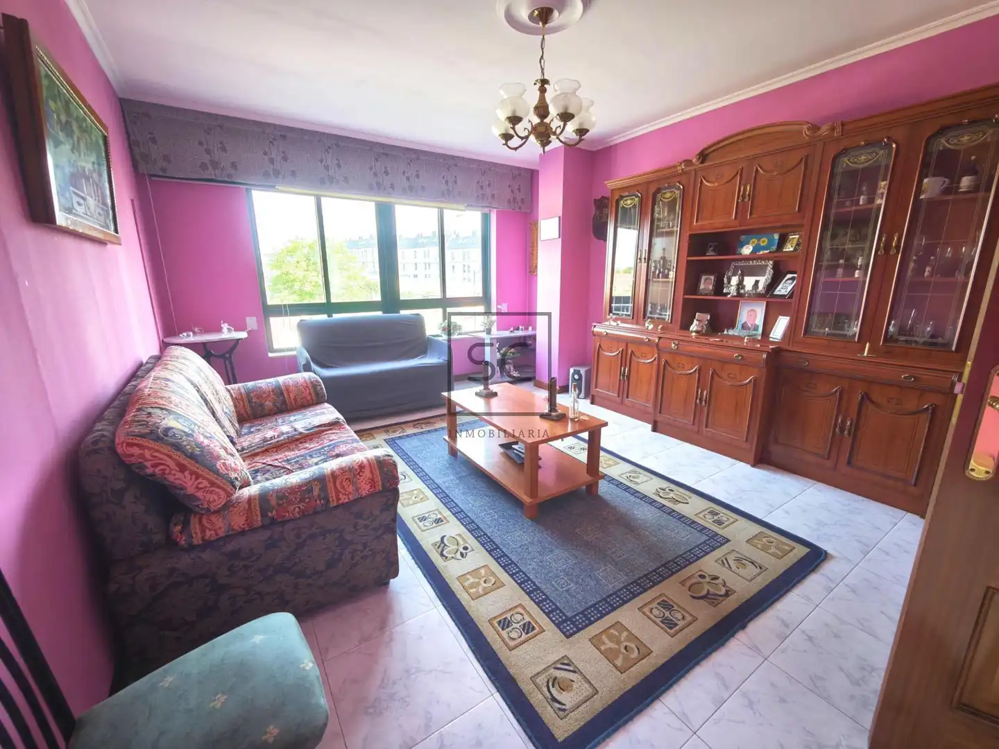 Sala de estar de Piso en venta en Narón con Calefacción, Parquet y Trastero