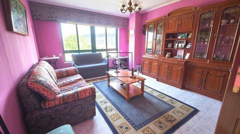 Foto 2 de Piso en venta en Calle Rio Sil, Piñeiros- Freixeiro, Narón