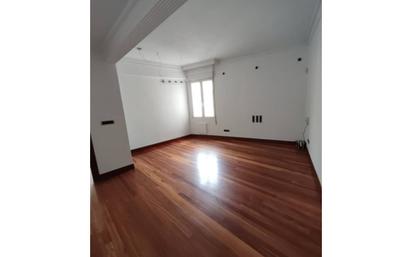 Flat for sale in Barrio de Uribarri