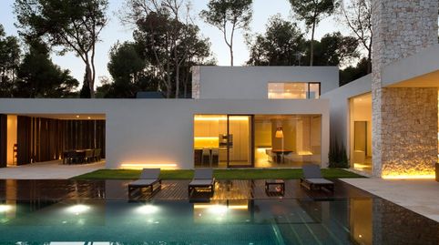 Villa de 3 dormitorios en venta en Yecla, con piscina