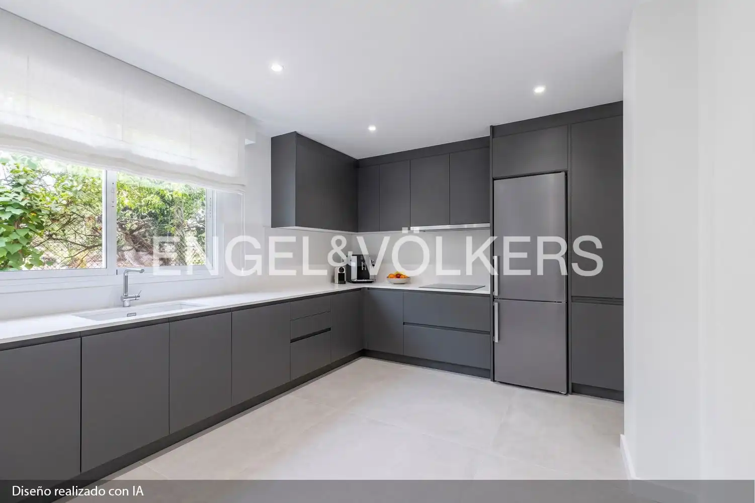 Cocina de Casa o chalet en venta en Paterna con Calefacción, Jardín privado y Terraza