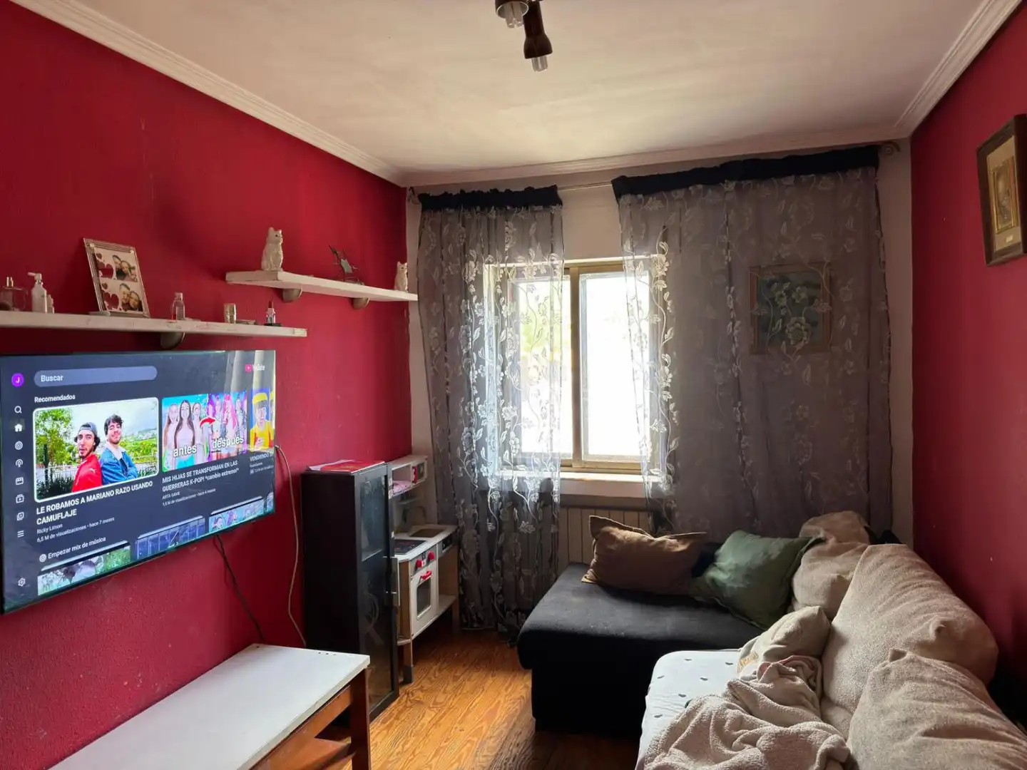 Sala d'estar de Pis en venda en Venta de Baños amb Calefacció i Terrassa