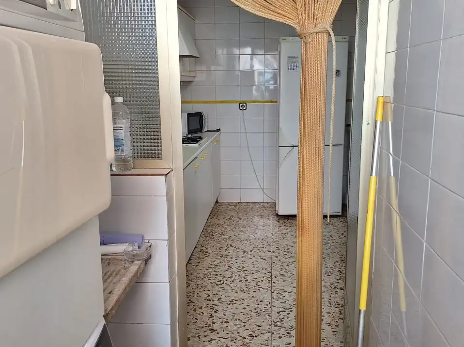 Cuina de Pis en venda en Elda amb Aire condicionat, Moblat i Forn
