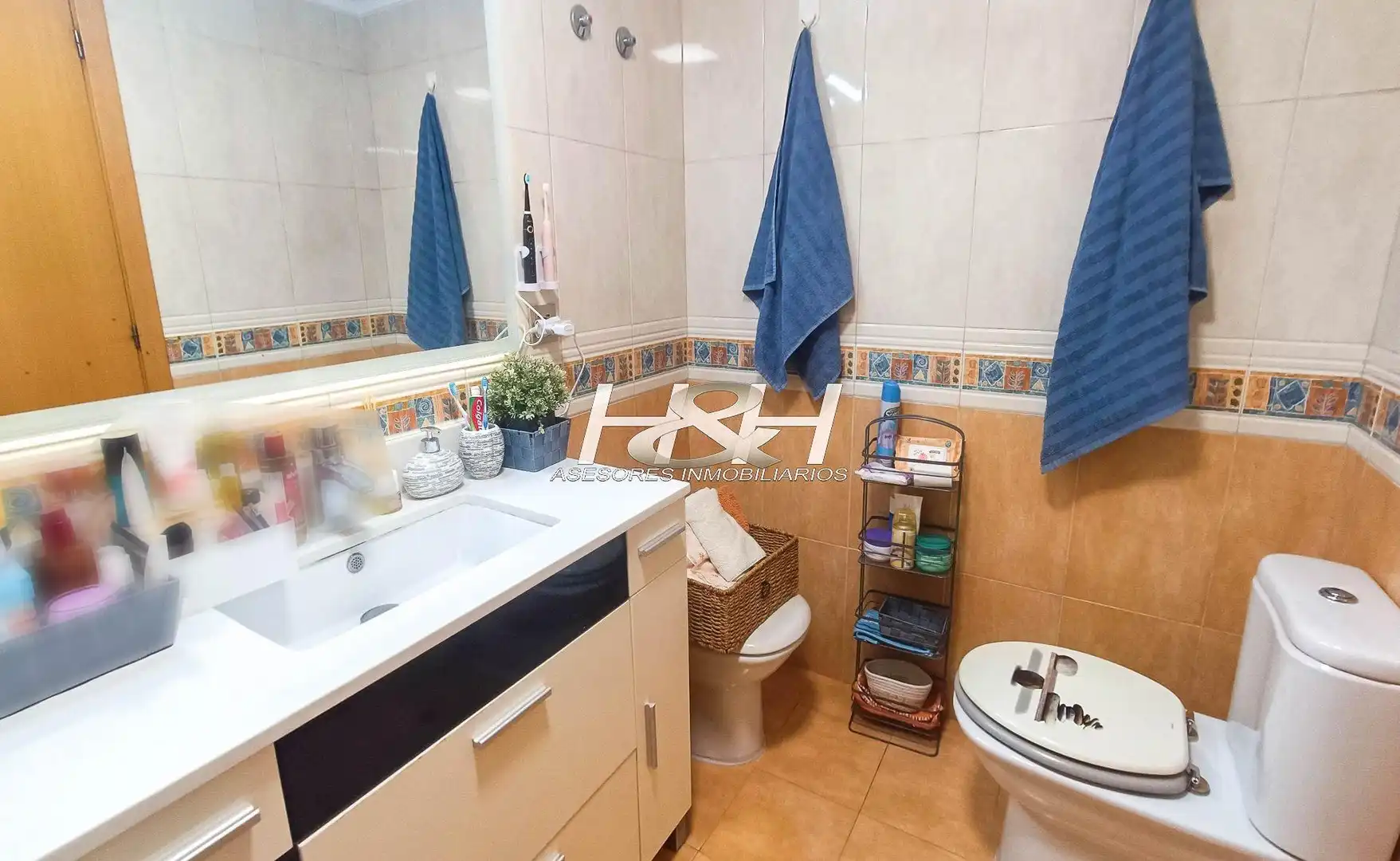 Baño de Piso en venta en Valencia con Trastero y Balcón