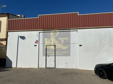Nau industrial de lloguer a Las Tres Torres