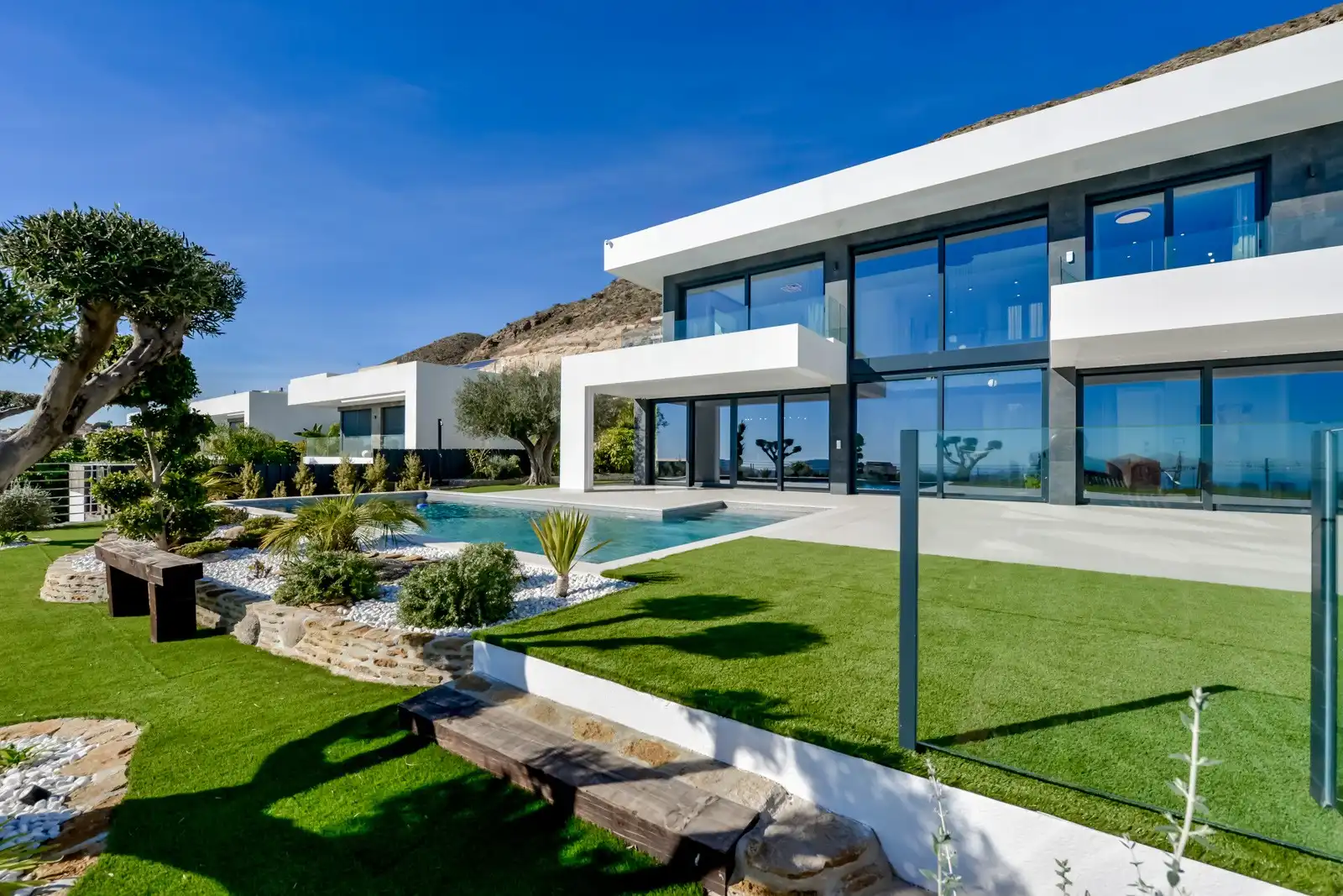 Casa amb piscina en venda a Golf Bahía, imagen 9