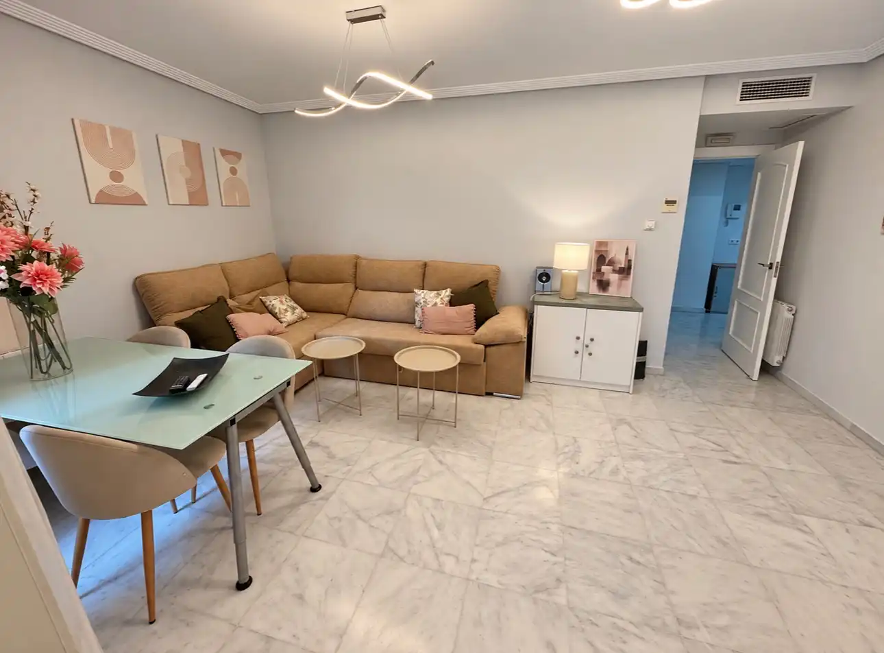 Wohnung mit Aufzug zur Miete in Calle Miguel Castillejo, imagen 3