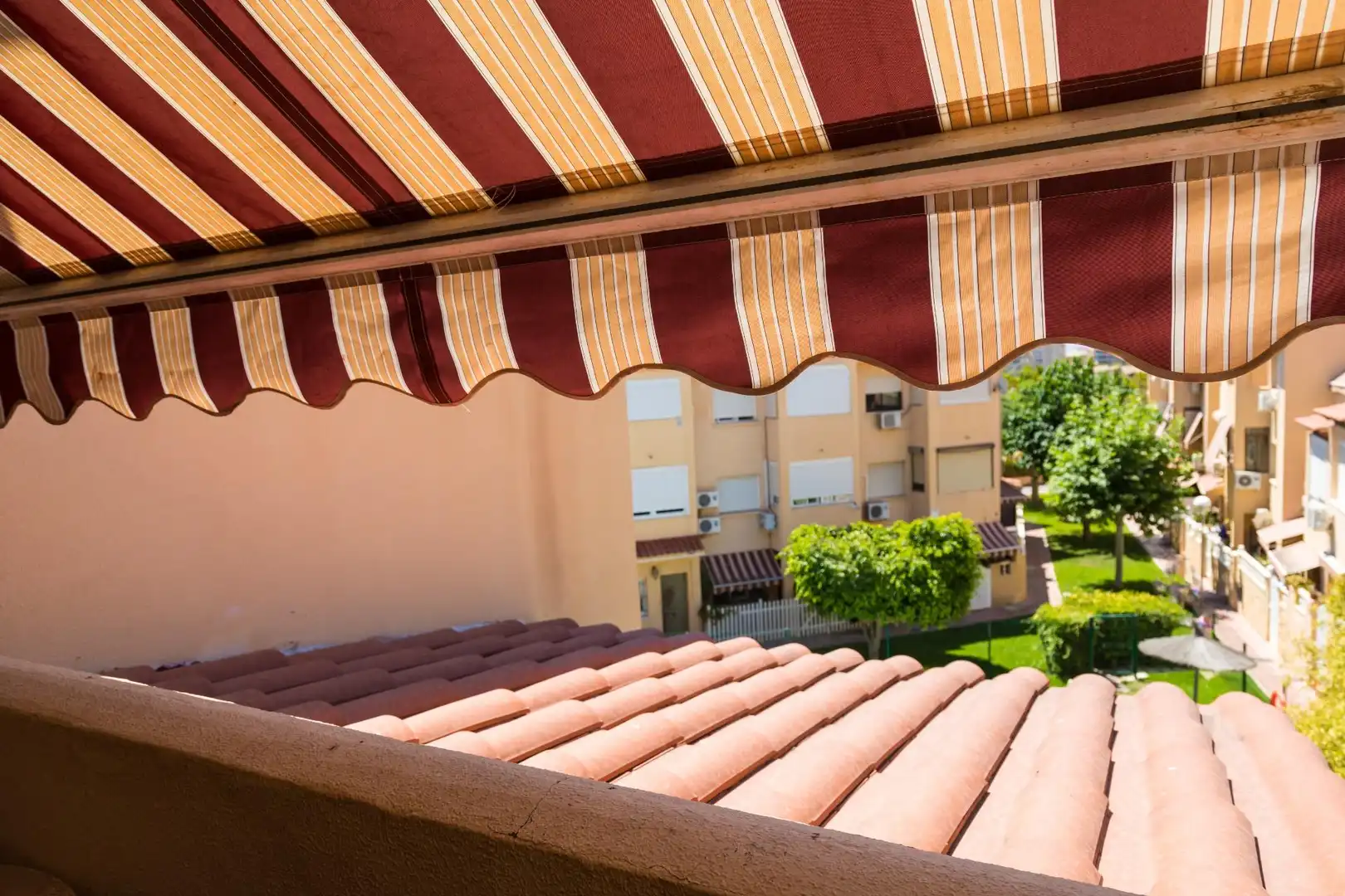 Terraza de Casa adosada en venta en San Vicente del Raspeig / Sant Vicent del Raspeig con Jardín privado, Terraza y Piscina