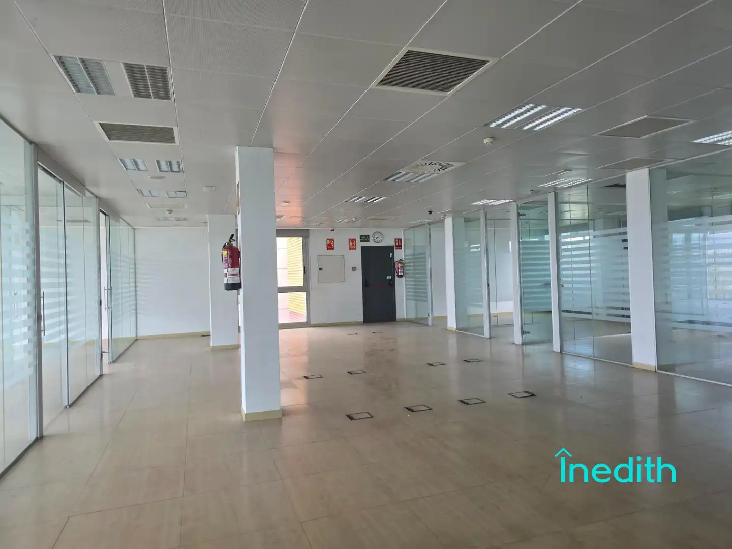 Office space with lift to rent in Avenida Avinguda de les Garrigues, imagen 16