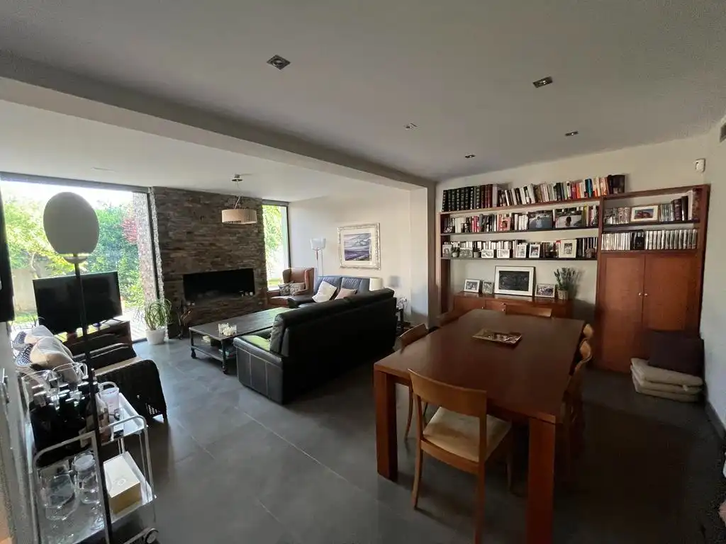 Sala de estar de Casa o chalet en venta en Albacete con Aire acondicionado, Calefacción y Jardín privado