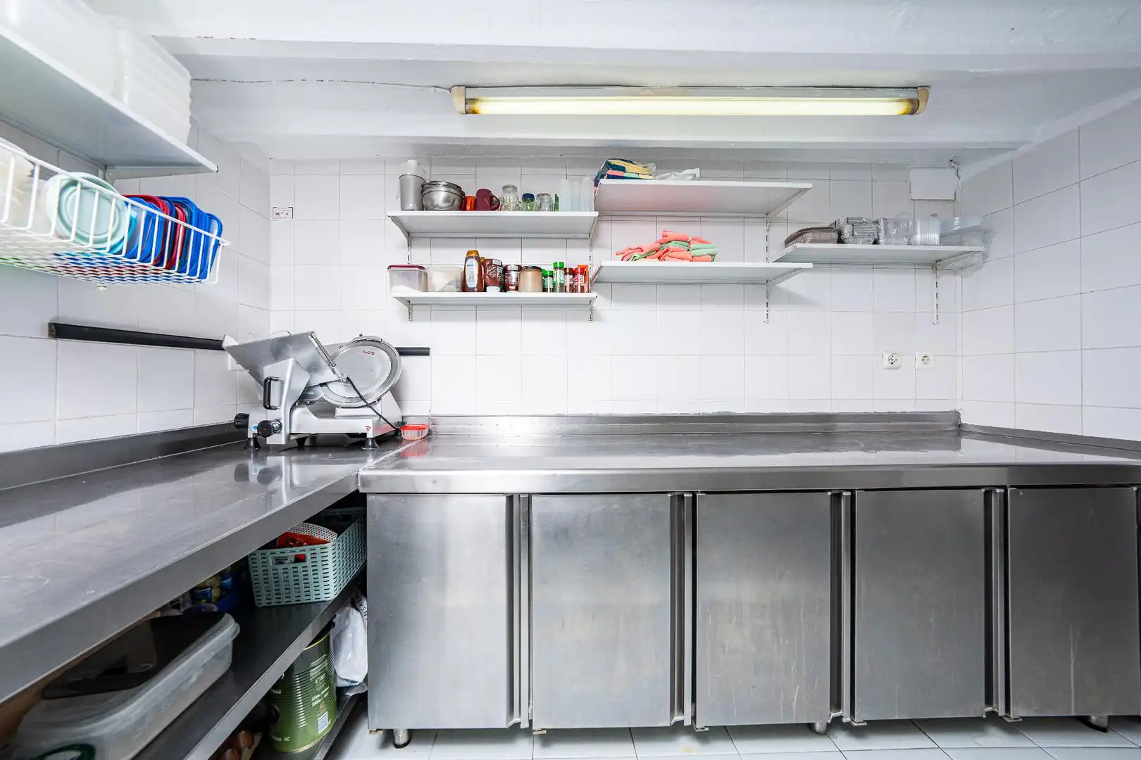 Kitchen of Commercial properties for sale in Villajoyosa / La Vila Joiosa  with Furnished