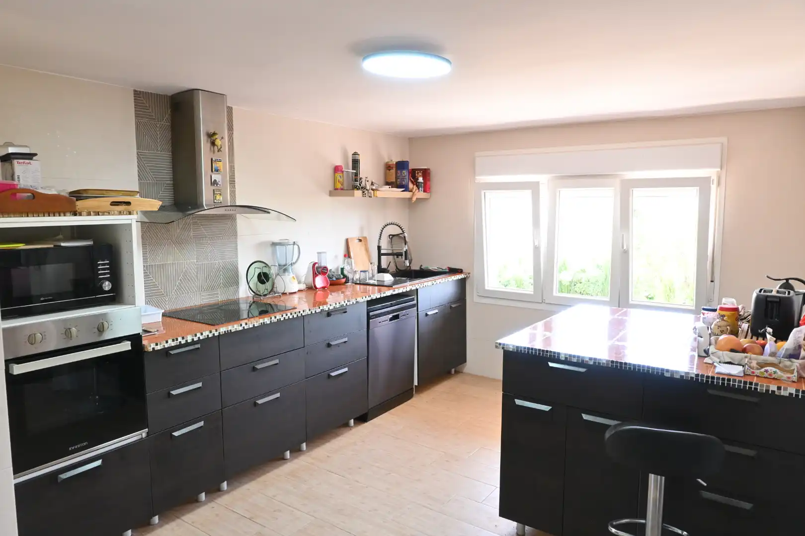 Cuina de Casa o xalet en venda en Las Gabias amb Jardí privat, Terrassa i Traster