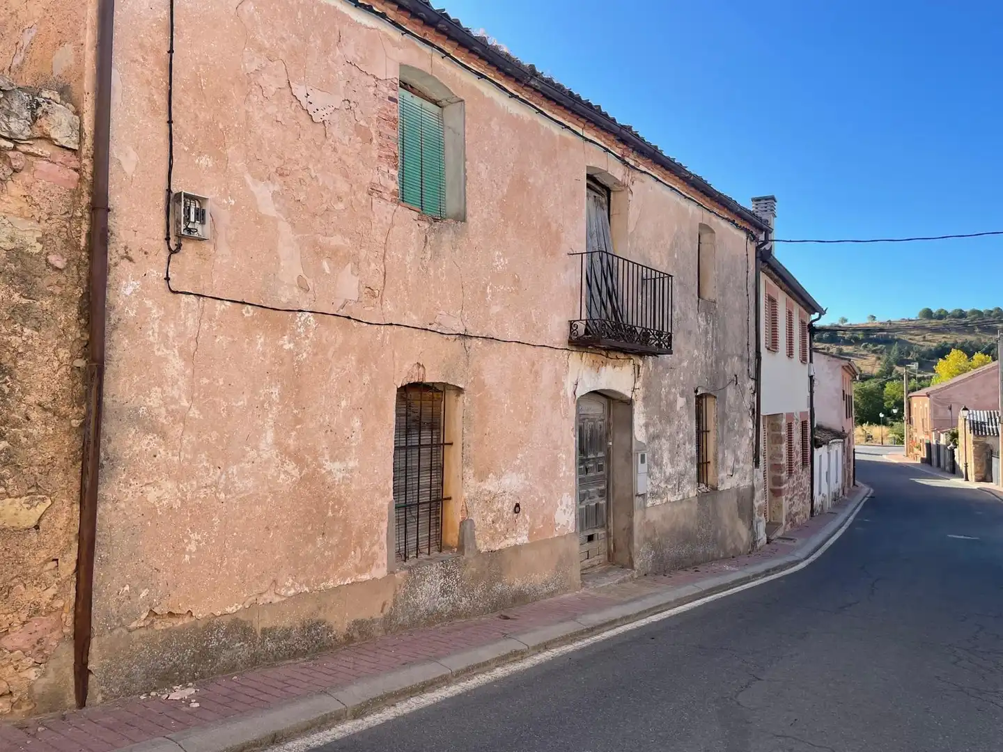 Vista exterior de Casa o xalet en venda en Caballar amb Jardí privat