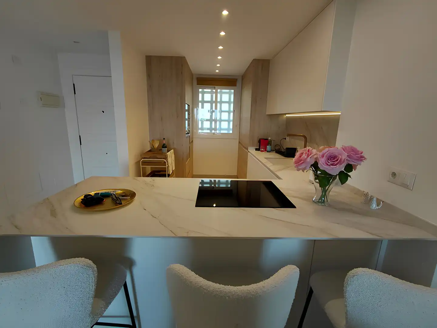 Apartamento con piscina en venta en Milla de Oro, imagen 2