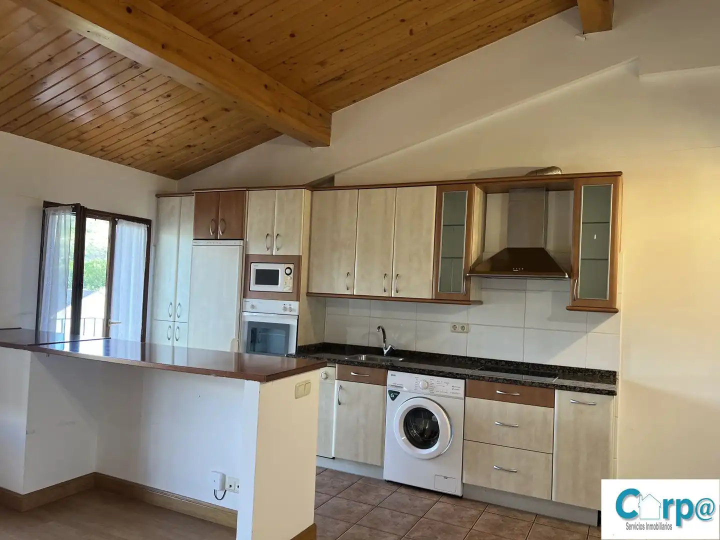 Kitchen of Flat for rent in Puente la Reina / Gares  with Heating, Parquet flooring and Balcony