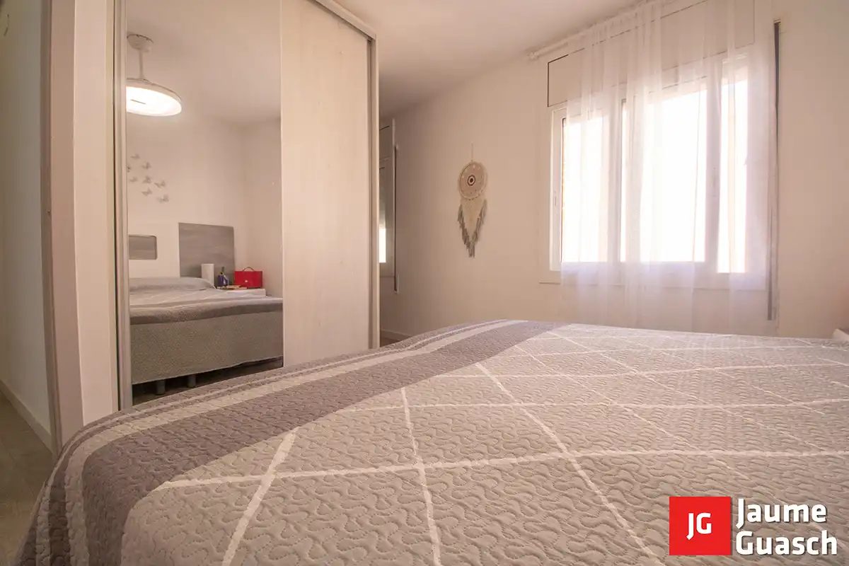Schlafzimmer von Wohnung zum Verkauf in Torredembarra mit Klimaanlage, Heizung und Balkon
