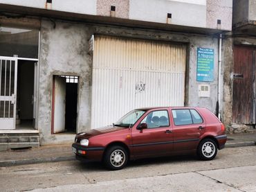 Local comercial en venda a COMPOSTELA