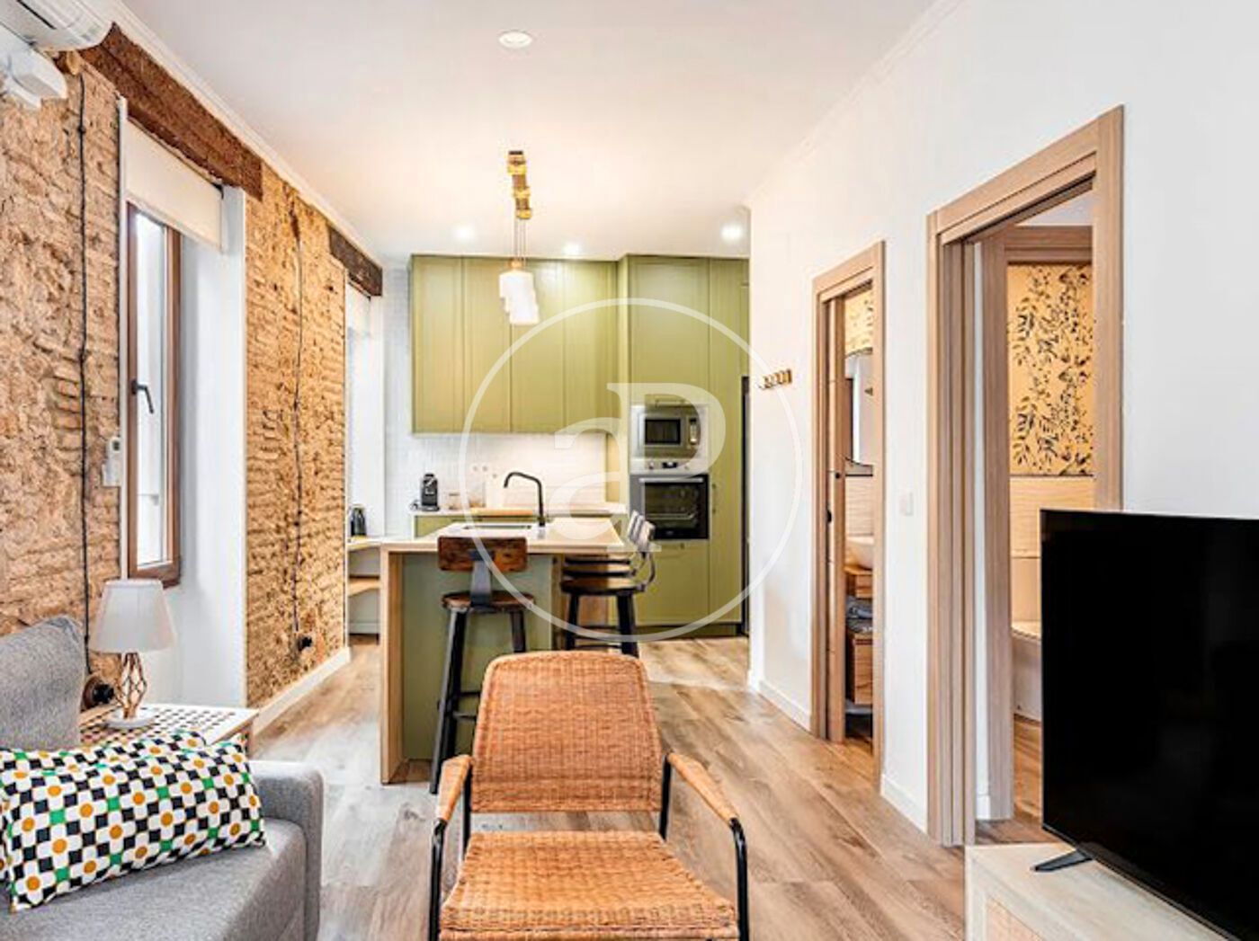 Cuina de Pis de lloguer en  Valencia Capital amb Aire condicionat, Calefacció i Moblat