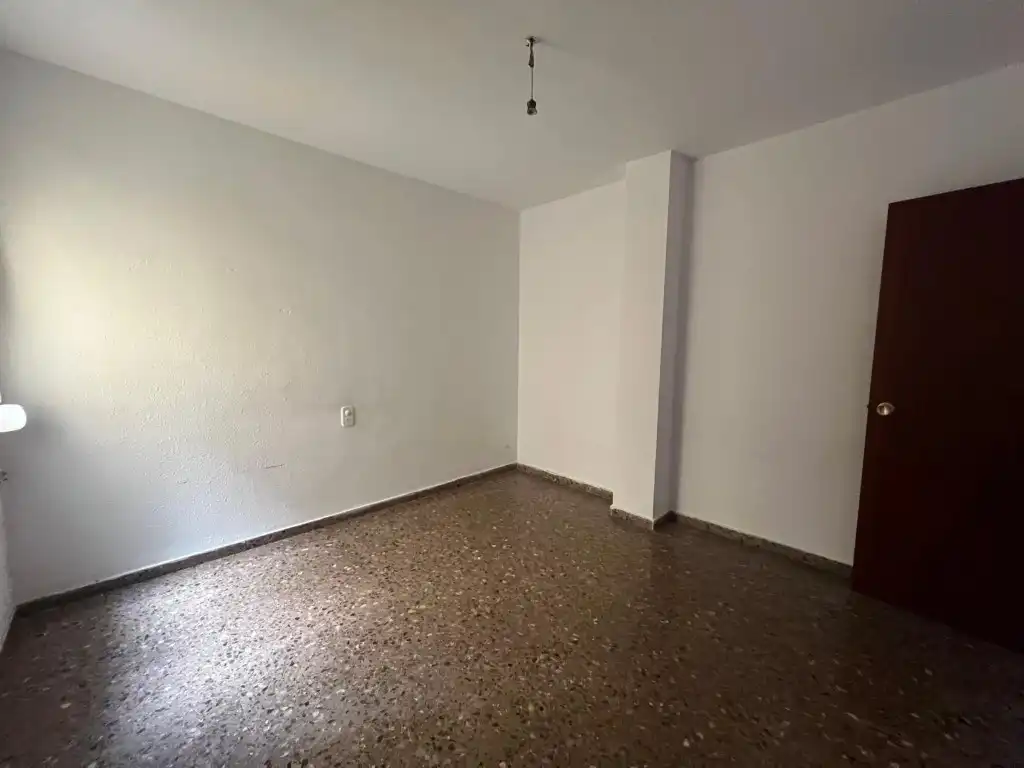 Dormitori de Pis en venda en Santa Bàrbara