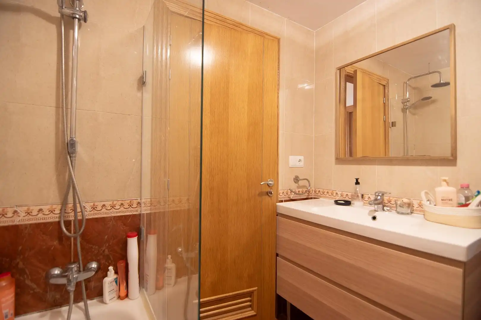 Baño de Casa adosada en venta en Cizur con Calefacción, Jardín privado y Terraza