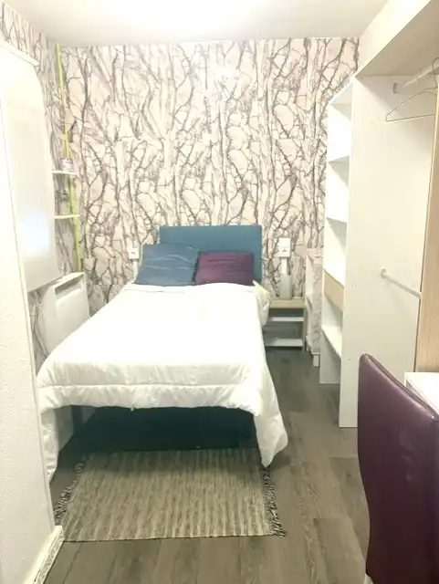 Habitación de Piso en venta en Valladolid con Calefacción, Terraza y Piscina