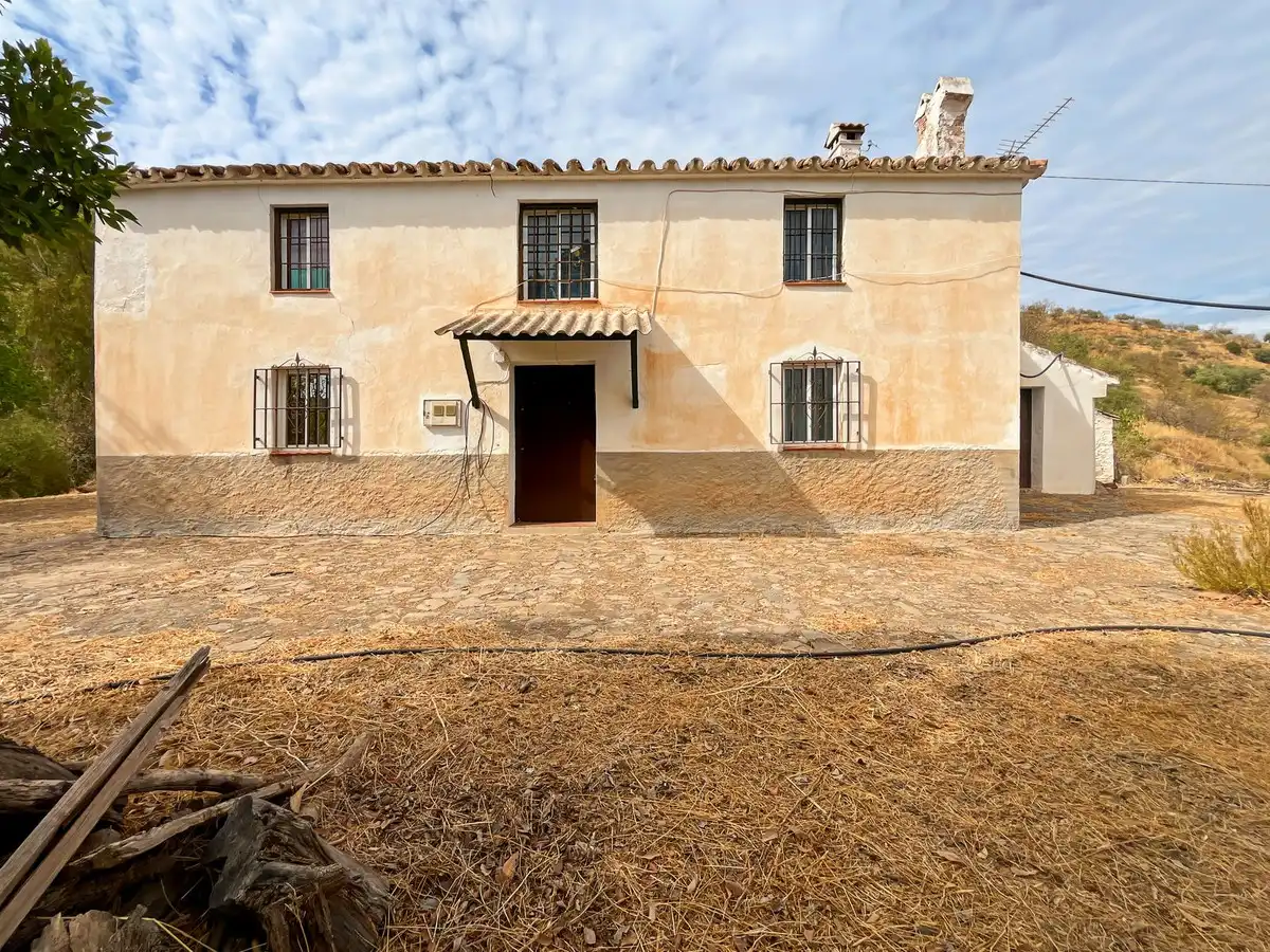 Außenansicht von Country house zum Verkauf in Málaga mit Abstellraum
