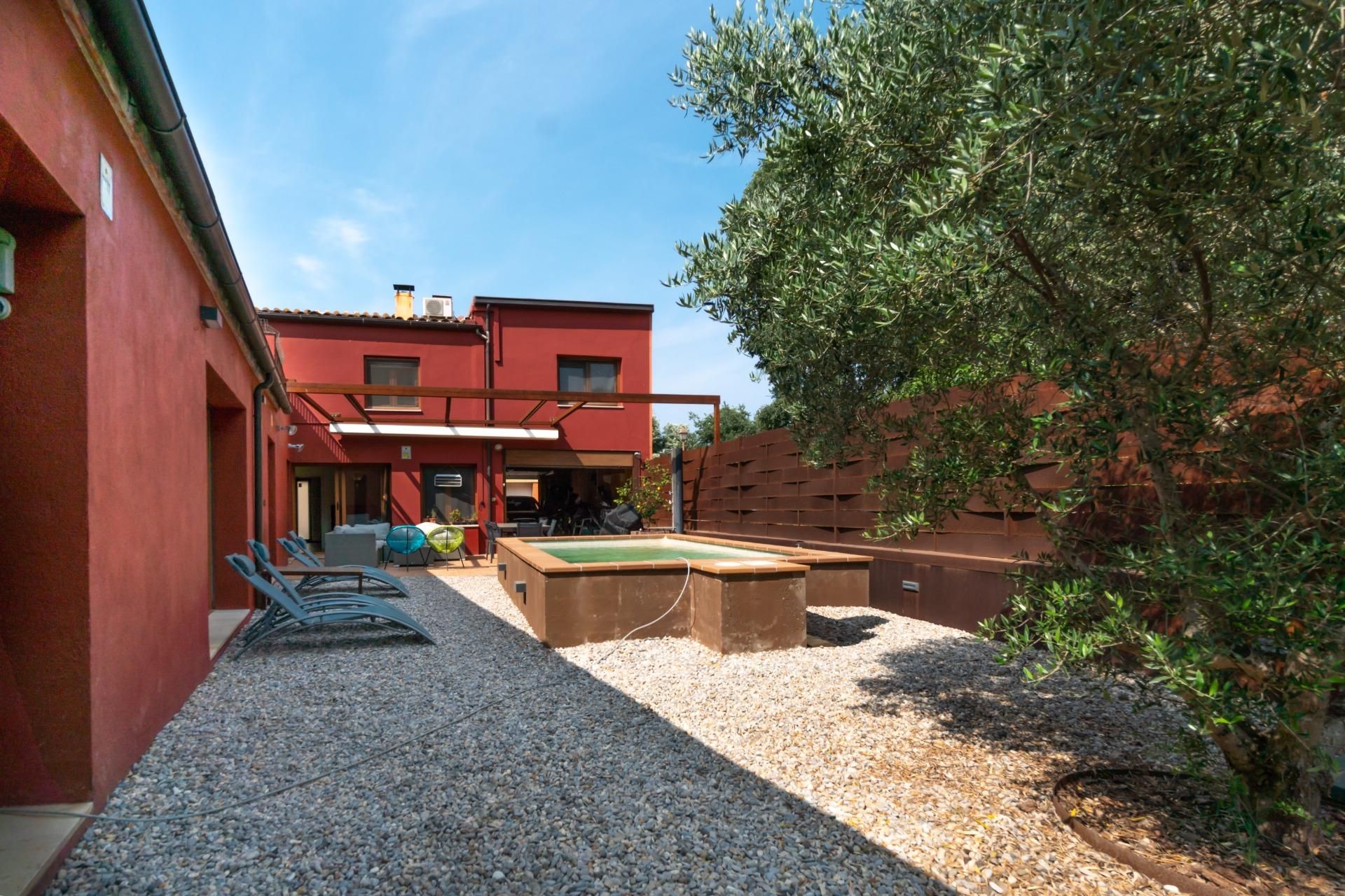 Jardí de Casa o xalet en venda en Forallac amb Calefacció, Jardí privat i Terrassa