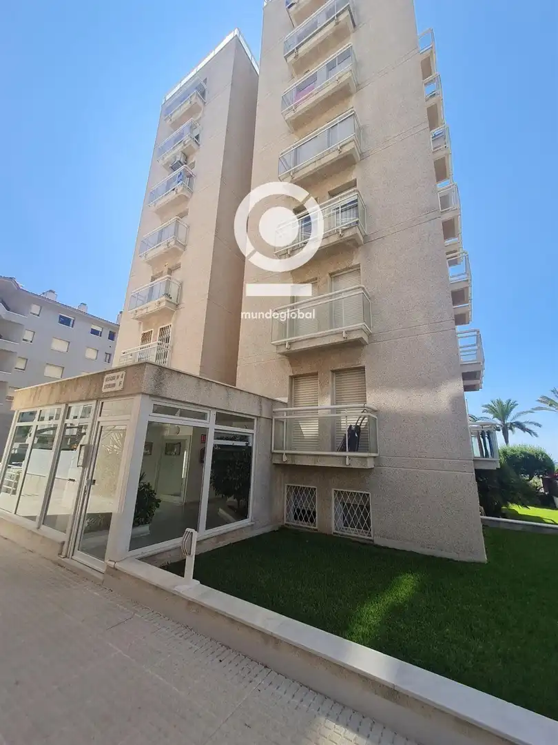 Vista exterior de Piso en venta en Calafell con Terraza, Trastero y Piscina